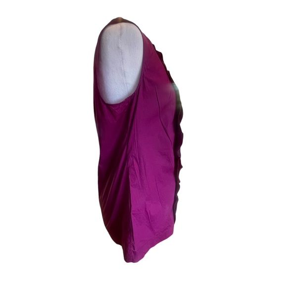 Ann Taylor. Sz 4. Magenta sleeveless top. Ruffled Pleats. Excellent condition 🤩 - Picture 6 of 13